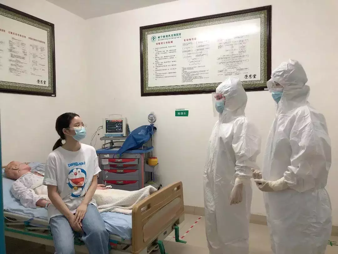 3、危重患者轉運的禁忌症包括:在急救安全轉運患者途中有哪些注意事項