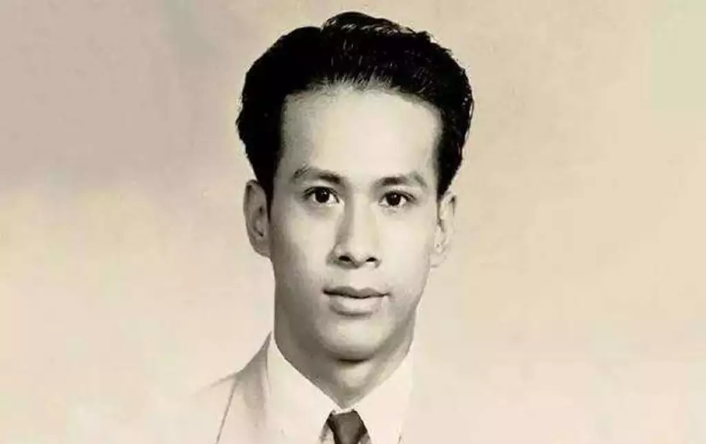 馬化騰和李嘉誠哪個屬相好：李嘉誠和馬化騰誰比較有錢？？？？？