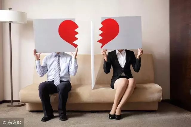 1、夫妻會不會離婚早就命中註定:人這一輩子和誰成為夫妻是不是命里早註定的???