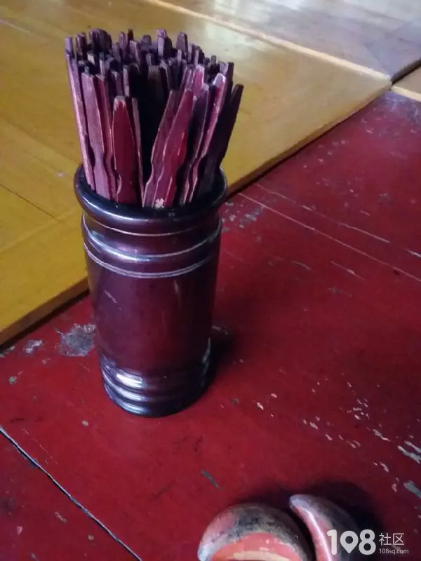 4、搖卦算婚姻准嗎:銅錢搖卦算命准嗎
