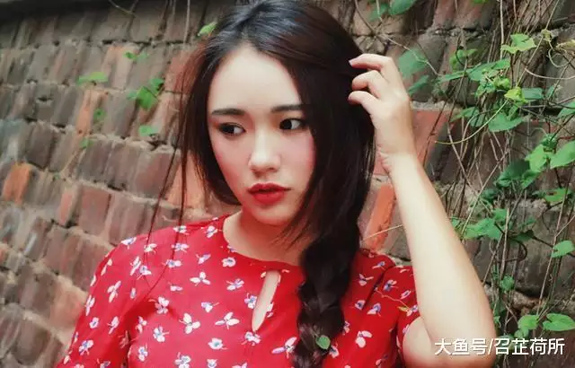 1、屬豬女的婚姻怎麼樣:83年屬豬的女婚姻怎麼樣