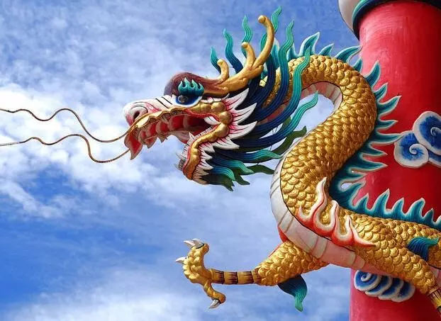 請問我們一家四個人三個屬猴的一個屬馬的好嗎？我和公公婆婆是屬猴的