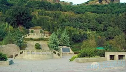 4、請問:命里大運旺衰:長生養胎絕墓死病衰,是不是起伏很大,或不好?一個吉的都沒有，是不是很普通