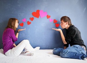 2、正緣會在你什麼情況下出現:八字看一下我的正緣是出現在什麼時候