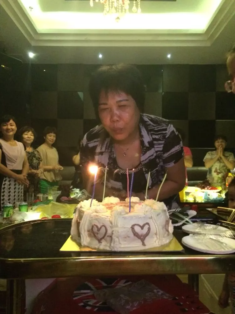 祝姐姐生日快樂的紅包数字：我姐過生日我想給她發紅包，不知道生日快樂發多少。求助。