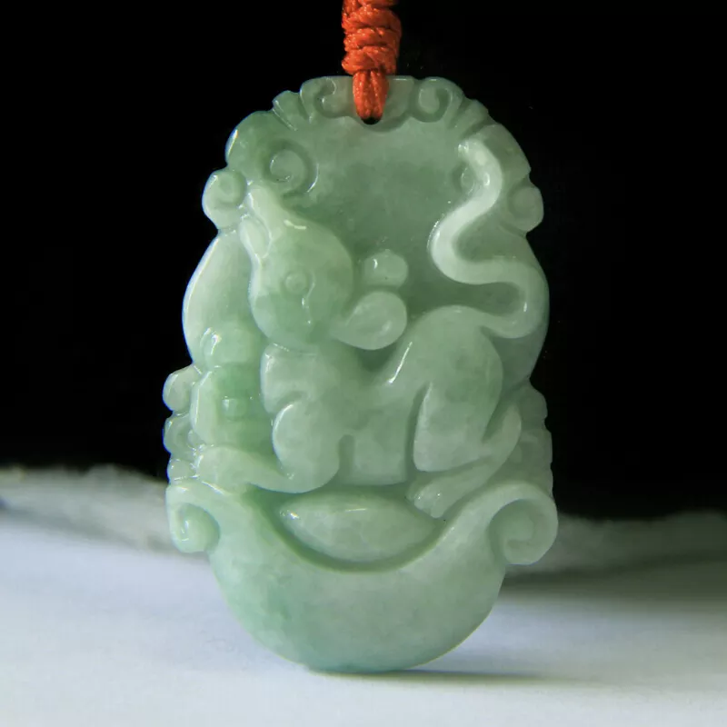 掛屬相吊墜有什麼含義：時來運轉吊墜，如果戴的是老公屬相，是什麼意思?