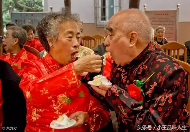 6、動婚年是什麼意思:動婚是什麼意思？我媽媽找人算命說我今年動婚，求指點。謝謝：）