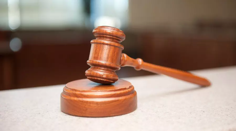 2、已仳離配偶能否委託辯護人:起訴仳離可以所有委託給狀師嗎
