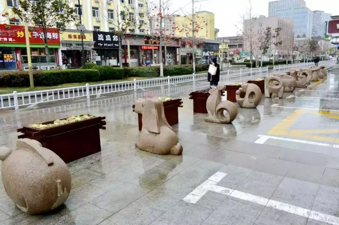 威海十二屬相街家園菜館：威海哪家店做的魚很好吃？價格又比較合理