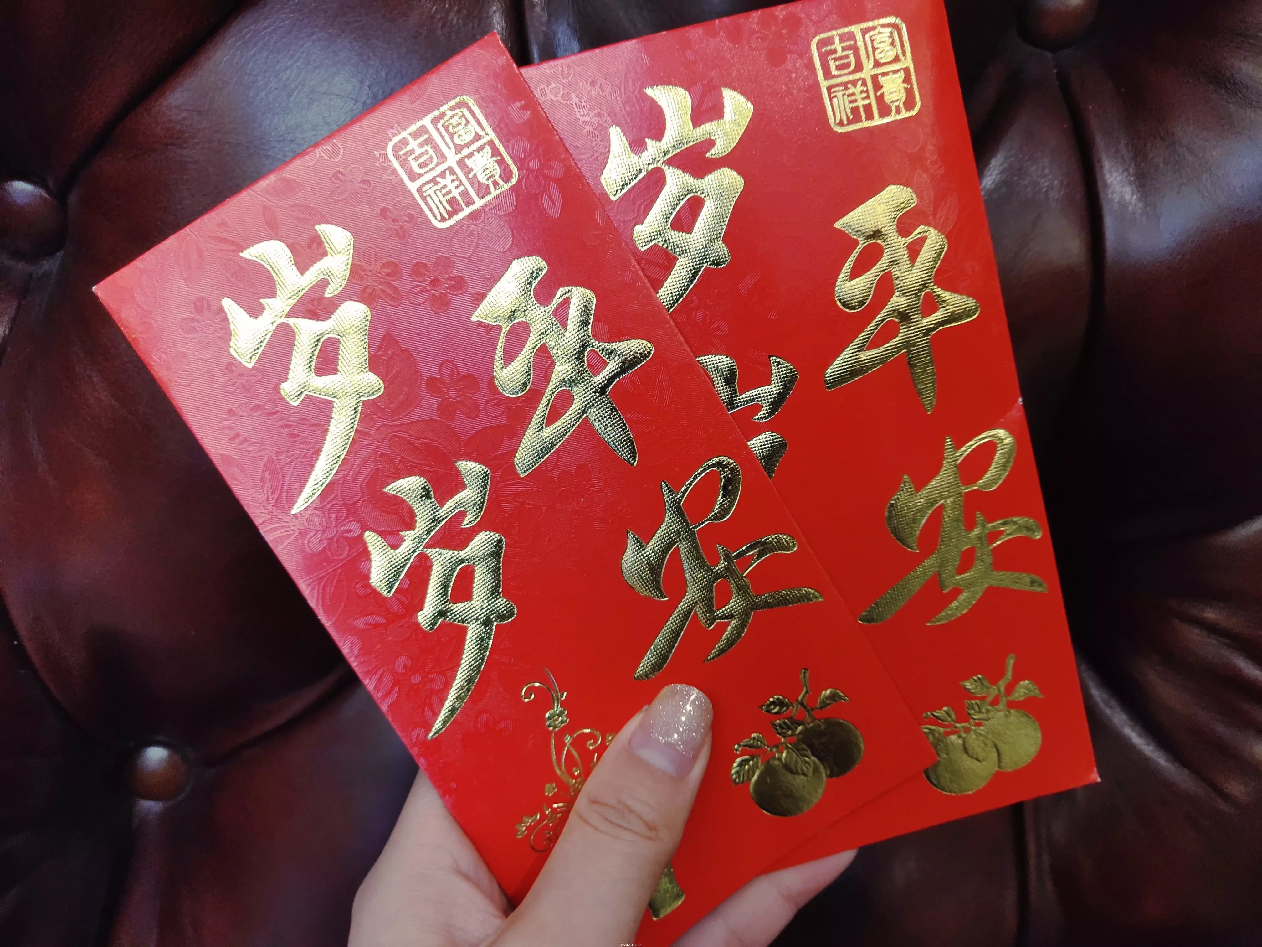 孩子十八歲生日發多少紅包合適：女孩18生日發多少紅包 生日發紅包一般發多少合適