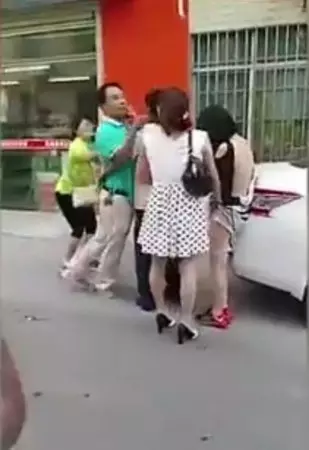 3、原配找小三鬧怎麼辦:原配找小三怎麼處理