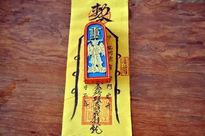年立春躲春躲屬相：屬雞和什麼屬相最配 屬雞人的婚姻與命運