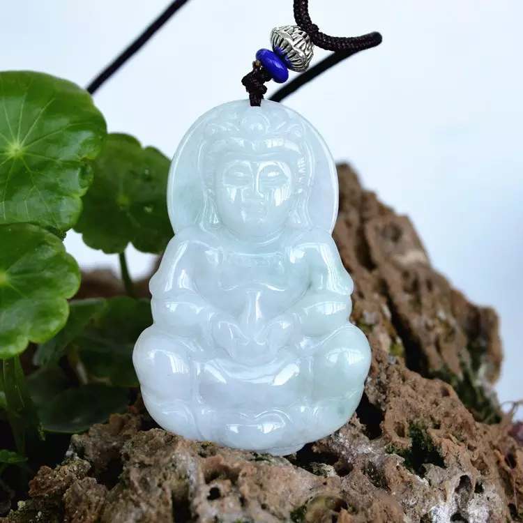 戴哪個屬相最好：十二生肖的人哪個最適合戴