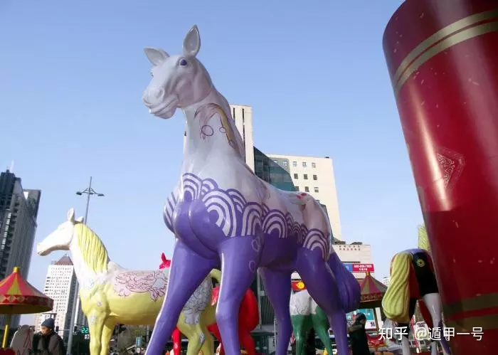 1、年生肖馬年:78年屬馬女年財運