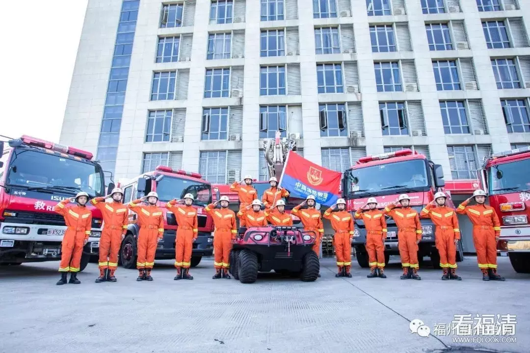 1、以前當過兵，現在應徵消防員，母親以前有受過行政拘留處罰，消防員政審能過嗎？ 一六年服役時政審及格的
