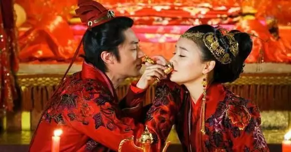 1、姑表兄妹婚配後代患尿黑酸尿症:親表兄妹結婚出的後代有什麼病發正