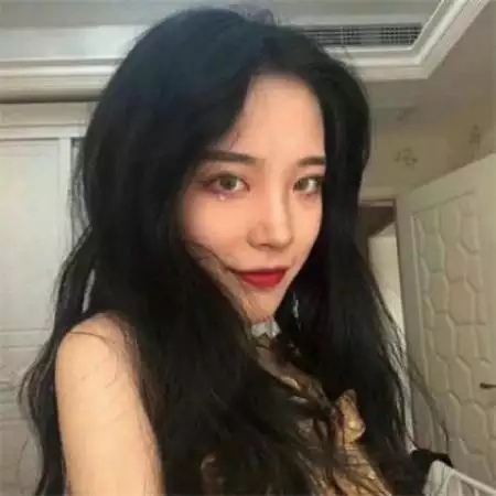 微信名稱女生霸氣高冷簡單：微信昵稱大全女生霸氣