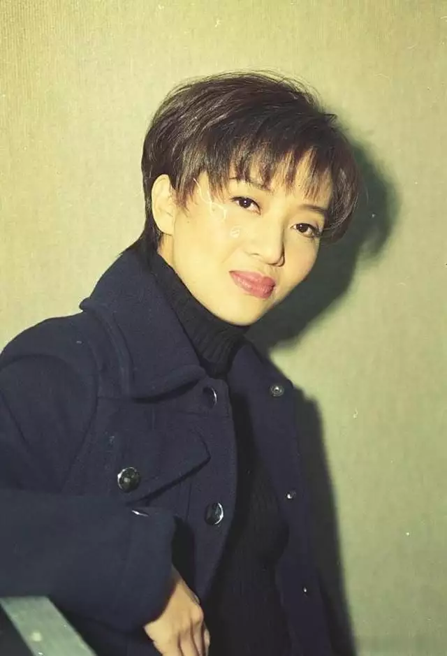 6、為什麼有人說梅艷芳的一生很凄涼，如何避免自己活成這樣？