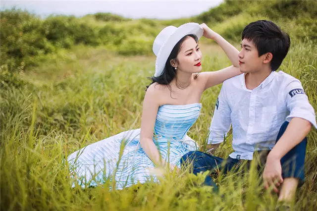 3、女屬羊男屬雞兩人的婚配好嗎:男屬雞，女屬羊結婚好嗎？