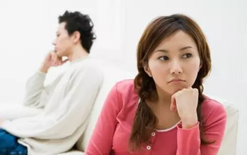 1、女方出軌該不該離婚:發現老婆出軌了，我應該怎麼辦，要不要離婚？