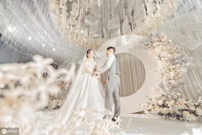 1、婚姻八字不合能結婚嗎:八字不合的姻緣可以改變嗎