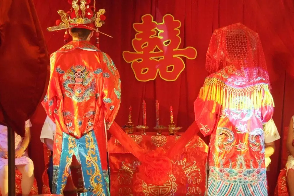 4、為什麼六月份不能定親:農曆6月不能訂婚嗎？為什麼不能訂婚。
