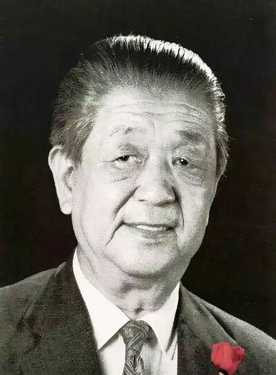 一九七七年是什麼屬相：一九七七年出生屬啥的