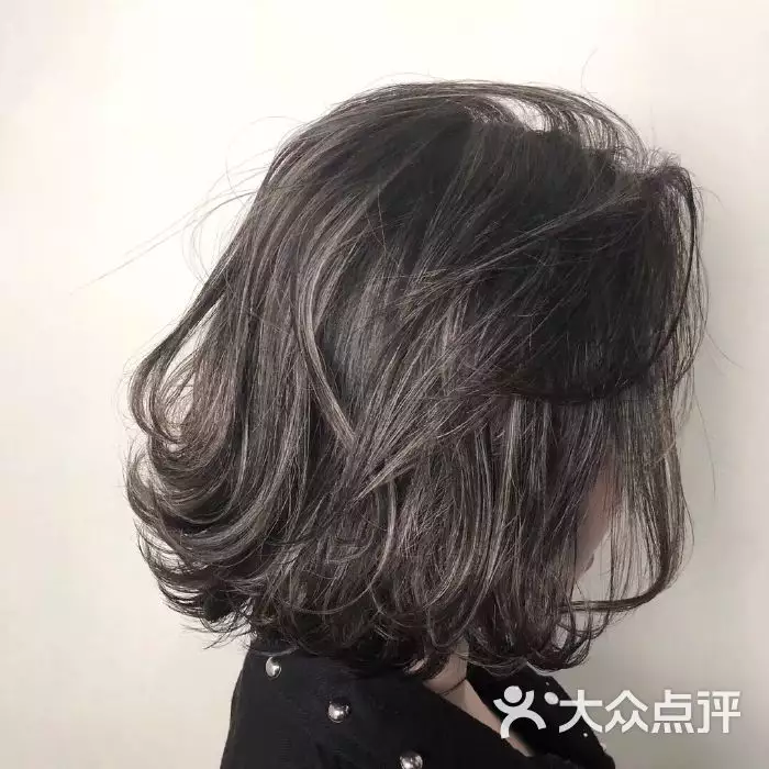 3、急求一個理髮店的店名，要時尚，獨特，簡短，有那種一聽就很大氣的店
