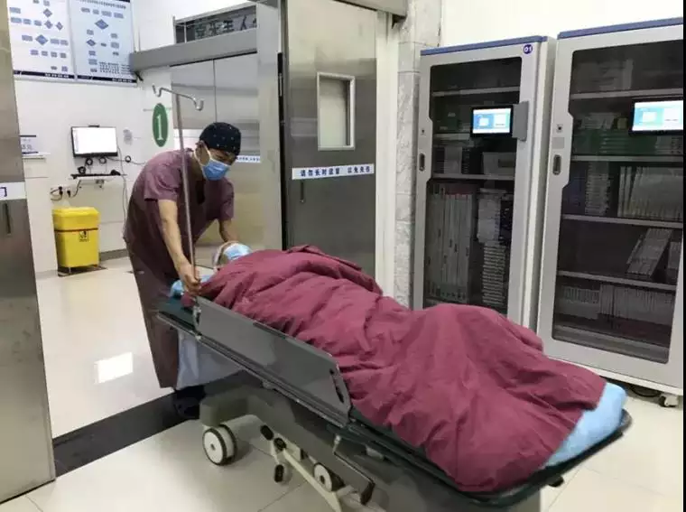 3、轉運突發病情變化演練劇情:護理突發的主要責任人是？
