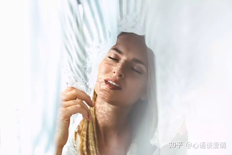 3、老公出軌愛上小三六年了，被我發現后說只是玩玩他現在回來了，真的就能遺忘外面女人嗎？真的會轉意轉意嗎