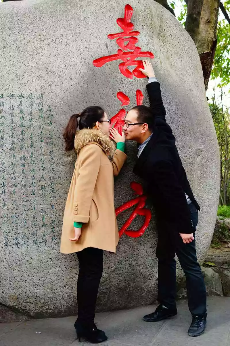 3、婚姻天註定半點不由人:姻緣天註定半點不由人，萬般皆是命、半點不由人是什麼意思？