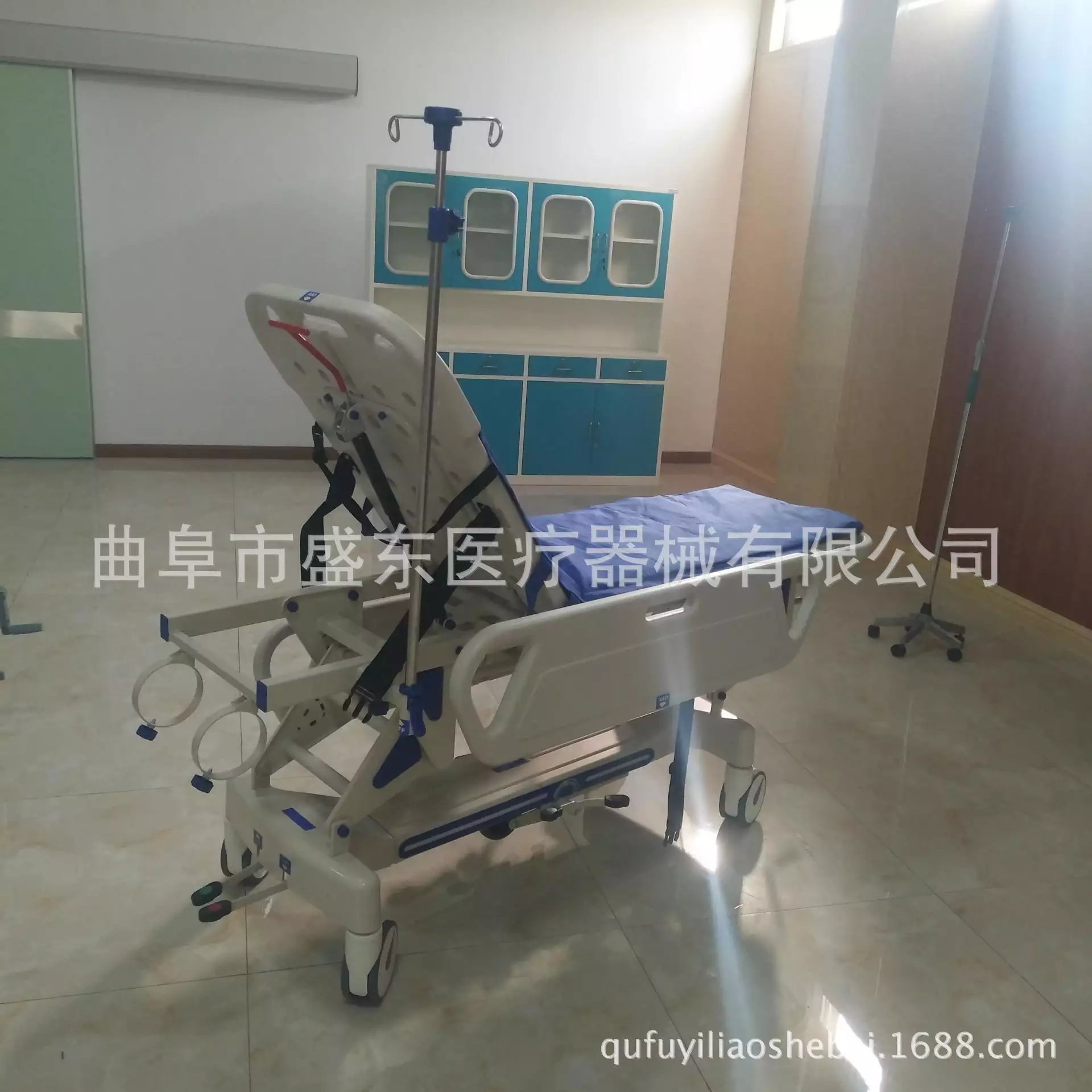3、平車轉運患者頭朝哪:睡覺頭朝哪邊，是南還是北