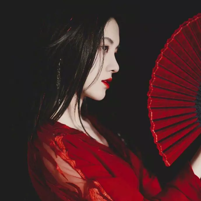微信頭像圖片最火爆紅色：微信頭像傍邊有紅色圈有一是什麼意思