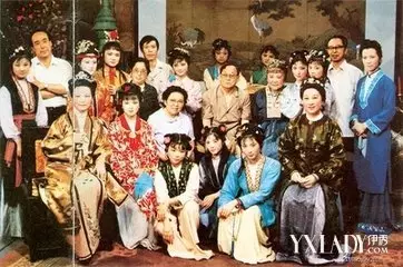 1、93年男和96年女婚配怎樣:叨教年屬雞的男和年屬鼠的女相配嗎？
