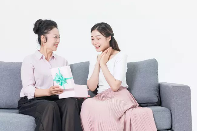 2、金牛男把你當未來老婆的表現:金牛男處於熱戀時有什麼表現