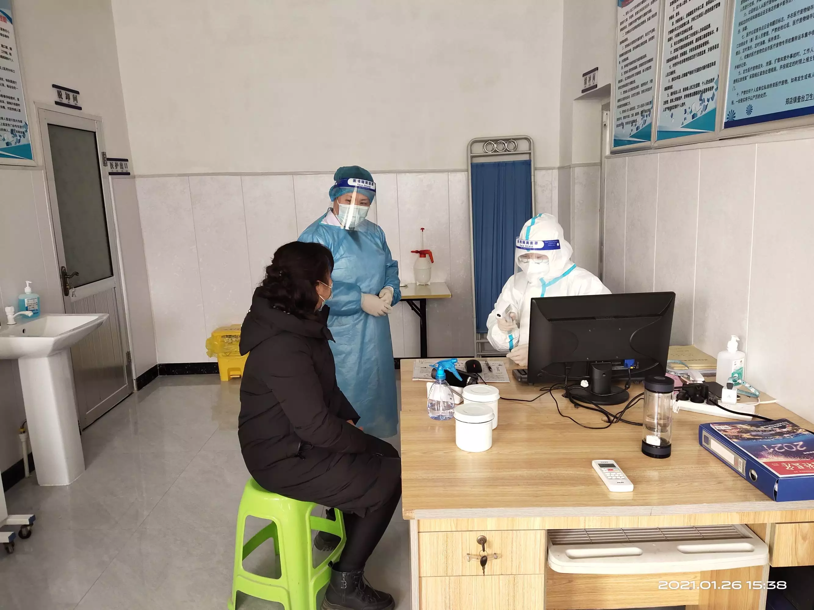 5、預檢分診患者轉運:門診預檢分診制度是什麼？門診導診員工作制度是什麼？
