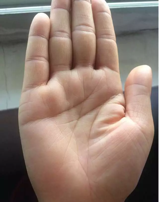 4、手相怎麼看婚姻:如何從手相看一生中會出現幾次婚姻？