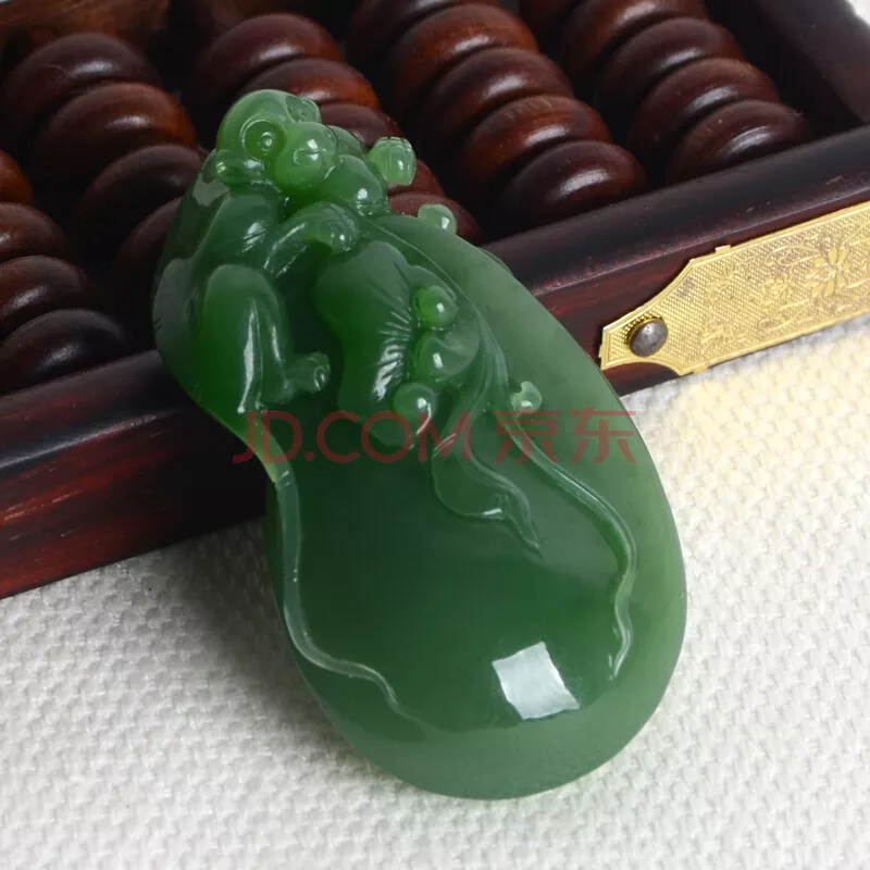 2、屬猴的人帶金還是玉好:屬猴的佩戴什麼玉器