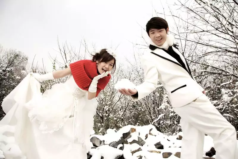 8、結婚下雪媳婦命好嗎:結婚當天下雪還下霧媳婦命好嗎？