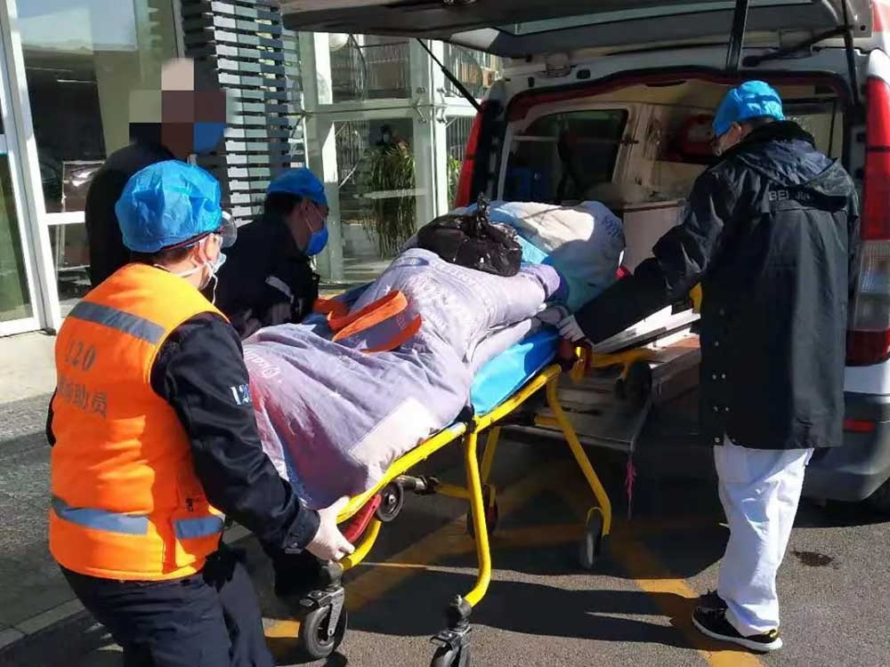 1、轉運病人途中的注意事項:搬運病人時注意那些問題？