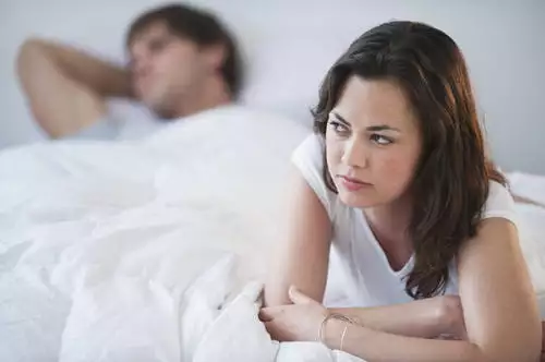 1、83屬豬的一生婚姻外遇:83年屬豬的女人和83年屬豬的男人相配嗎?