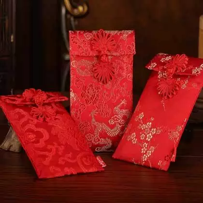 閨蜜生日送禮物還是發紅包啊：閨蜜生日，買花好？還是發紅包好？