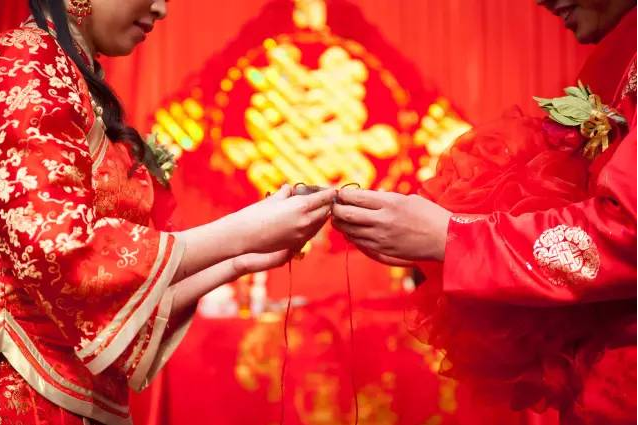 1、八字合婚合了五個字:生辰八字合婚幾個字合的