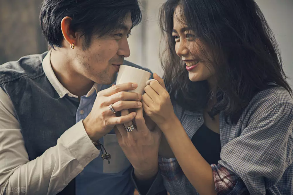 6、男人為啥愛找情人:已婚男為什麼要帶情人和朋友們一起吃飯？