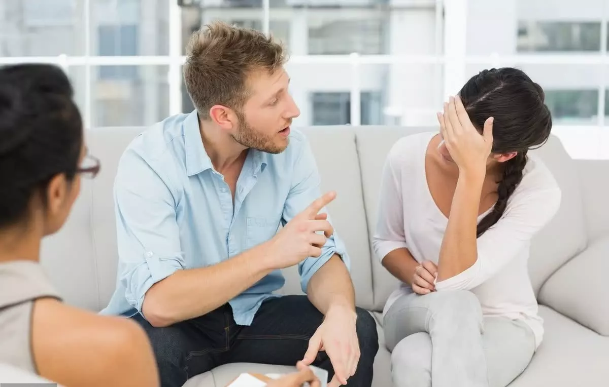 2、男人有外遇了有哪些表現:男人次出軌后，5個特徵最明顯，女人為何要懂如何去辨別？