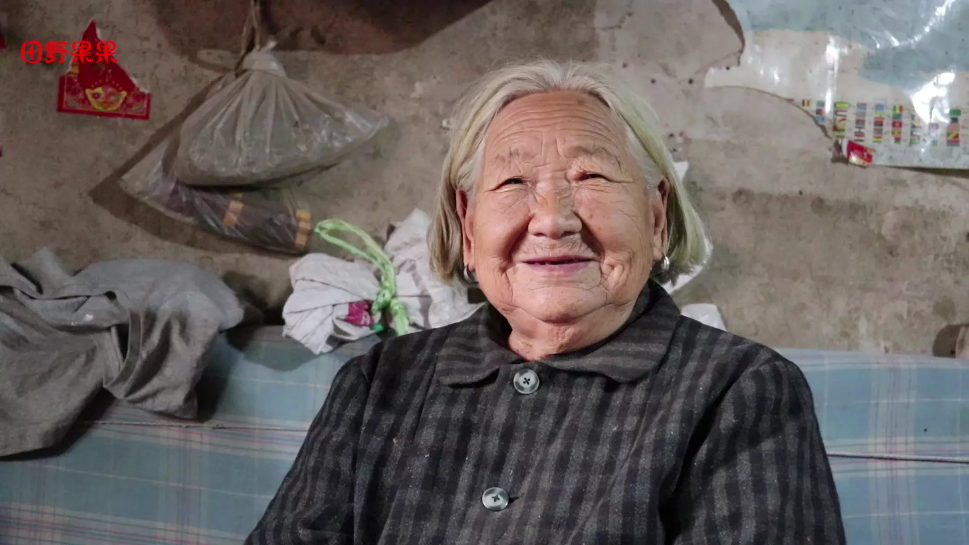 奶奶屬相夢到陪奶奶去看雞：夢見自己想偷死去的奶奶雞好嗎？