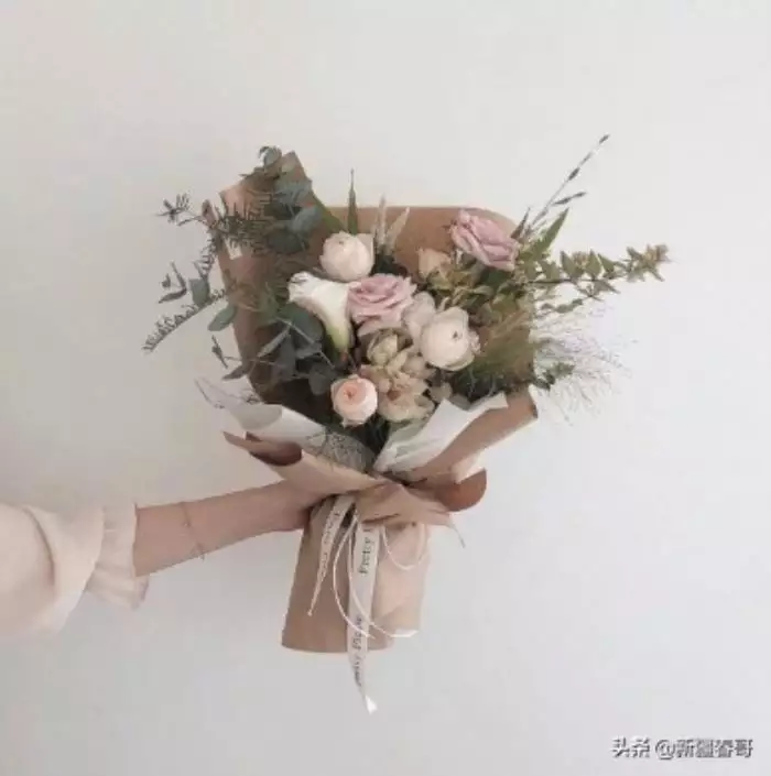俏皮幽默生日祝福短語：俏皮生日祝福語簡短
