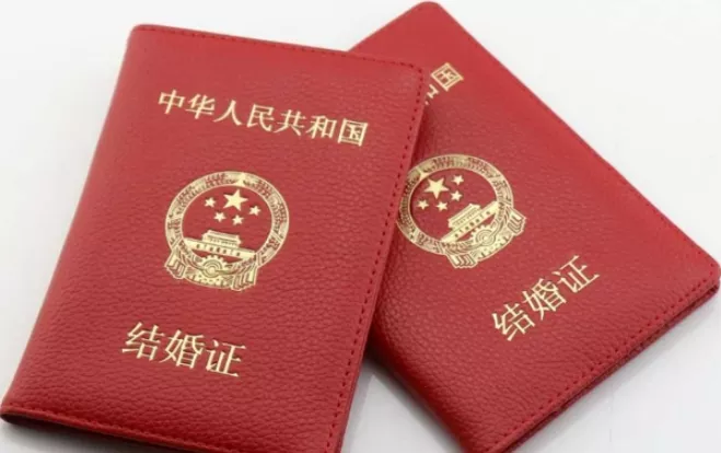 1、年8月哪天訂婚好:年適合訂婚的日子一覽表