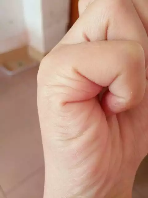 手相看孩子有幾個孩子：看這手相一生有幾個孩子
