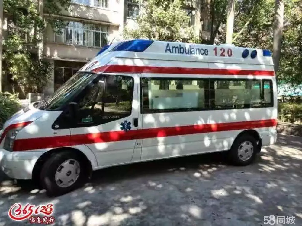 2、專業接送病人服務車:本溪接送病人專用車